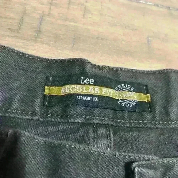 NWT Lee Regular Fit Straight‎ Leg black marked Irregular Sz 40x32 - Picture 3 of 7